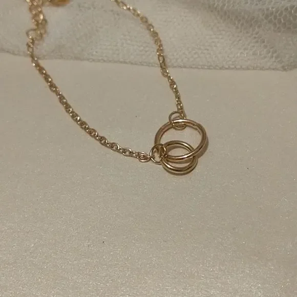 Gold Loops Set! - Picture 7 of 8